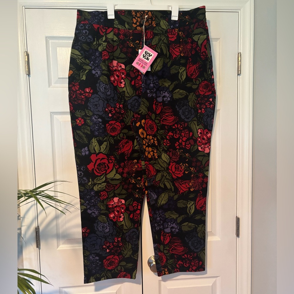 Maria Floral Pants; 42R (20/22)